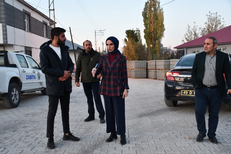  Bahçelievler Mahallesi Kilitli Parke Taşı Yol Çalışmaları Devam Ediyor